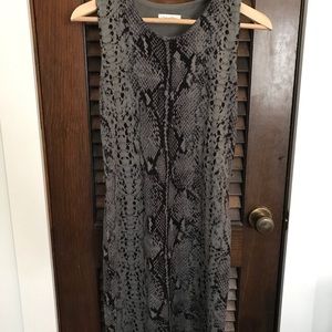 Knit sleeveless dress